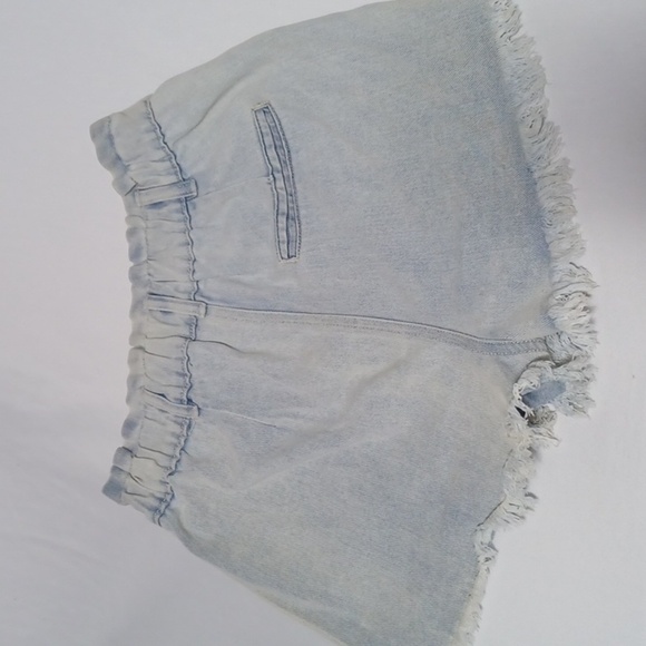 BAN-JARA SHORT SHORTS SIZE 11/29 IN A BOLD FADED BLUE DEMIN 💙 - Picture 4 of 5